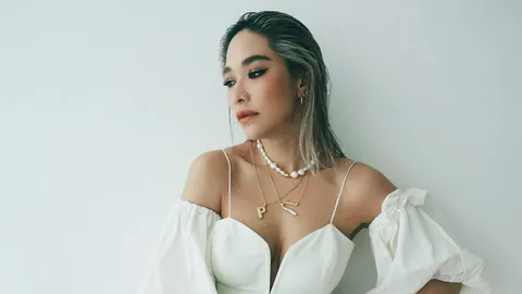 ชาวเน็ตแชร์เรื่องราวสุดน่ารักของ พลอย เฌอมาลย์ กับเงิน200บาทที่จำไม่ลืม