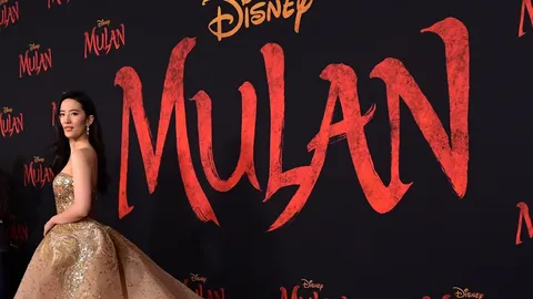 'ดิสนีย์' เจ็บหนักสวนสนุกโดนปิดจากพิษโควิด แต่ธุรกิจสตรีมมิงกำลังโต 