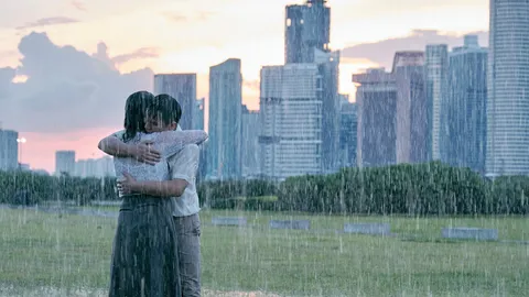 "ห้ามไม่ไหว หัวใจมันรักครู" เรื่องราวความรักต้องห้ามระหว่างครูกับนักเรียน