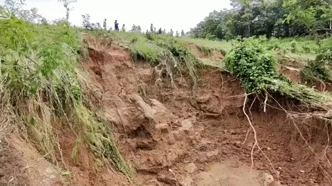 ตรวจพบอ่างร้าว ลําปางเร่งอพยพ