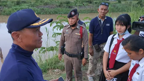 ลพบุรีผวา เจอจระเข้ตัว 2 ตัว ยาว 2 เมตร โผล่ว่ายน้ำคลองชัยนาท-ป่าสัก 