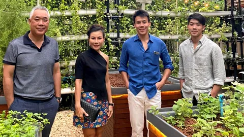 “น้องสาวคนเล็ก”