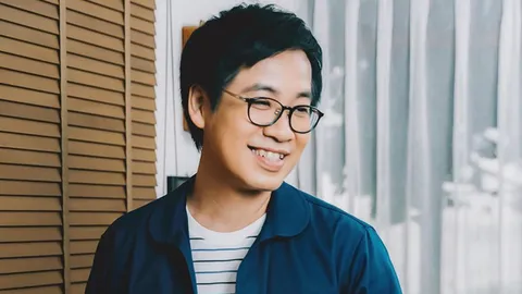 ปิงปอง ศิรศักดิ์ แสดงจุดยืนเคียงข้างนักศึกษา แต่เกิดดราม่าอันเฟรนด์