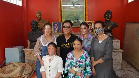 "สุรชัย" จัดใหญ่รำลึก 52 ปี พ่อสุรพล สมบัติเจริญ ราชาเพลงที่จากไป