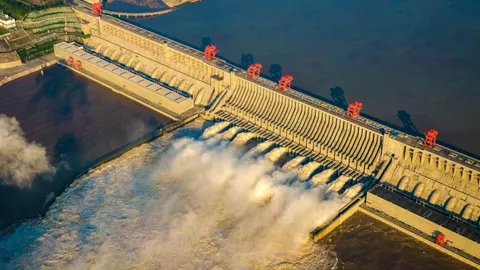 หนักสุดใน 17 ปี เขื่อนสามผาของจีน รับมวลน้ำหลากสูงสุดตั้งแต่สร้าง