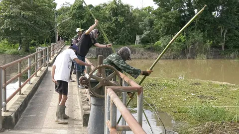 ชาวบ้านค้นหาร่างคนตกฝายน้ำแม่ตุ๋ย จมน้ำหายที่ลำปางวันที่ 4 ยังไม่พบ