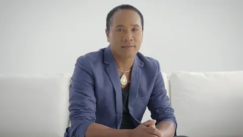 "ไมค์ ภิรมย์พร" น้ำตาไหล ได้ร้องเพลง "เทปม้วนนั้น"