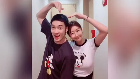 มะม่วง ภรรยา อ้วน รังสิต ผ่าคลอดลูกไม่กี่วัน โชว์สเตปเต้นได้แล้ว (คลิป)