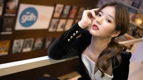 ทิ้งไมค์คว้าฝัน สาว "จูเน่" มาดาราเต็มตัว