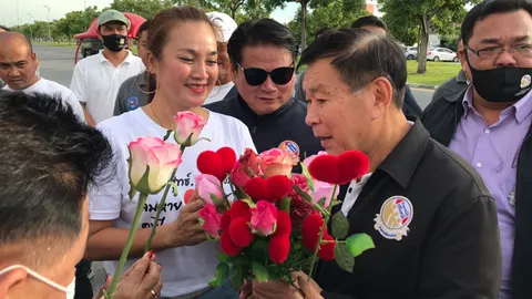 "เสรีพิศุทธ์" ลั่น อยากผูกโบสีขาวในทุกที่ รณรงค์ต้านซื้อเรือดำน้ำ