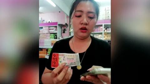 เพิ่งกลับจากคำชะโนด ไหว้ปู่ศรีสุทโธ ลูกจ้างสาวโคตรเฮงถูกหวย 12 ล้าน