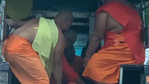 ทิดเพี้ยน ถูกจับสึกกลางพรรษา ขโมยปืนพ่อบุกยิงอุปัชฌาย์ หวิดดับ