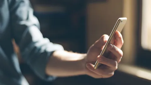 เฟซบุ๊กห้ามถ่ายทอดสดชายฝรั่งเศสลาตาย เพราะเป็นเรื่องผิดกฎหมาย