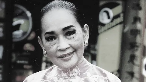 อาลัย แม่ทุม ปทุมวดี คู่ชีวิตที่แสนดีของพ่อรอง