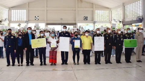 "ธนารักษ์" ลุย ราชบุรี แจกสัญญาเช่าที่ดิน ตามนโยบายรัฐ ลดเหลื่อมล้ำ 
