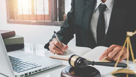 อัยการกำลังกวาดบ้านตัวเอง