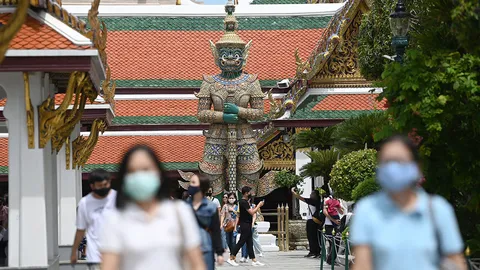 ชีวิตคน กับ เศรษฐกิจประเทศ ในมือแพทย์ไทย-ระบบสาธารณสุข