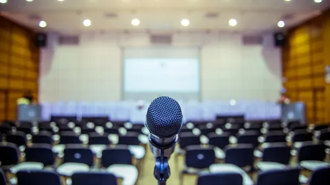 มอบรางวัลเลิศรัฐ