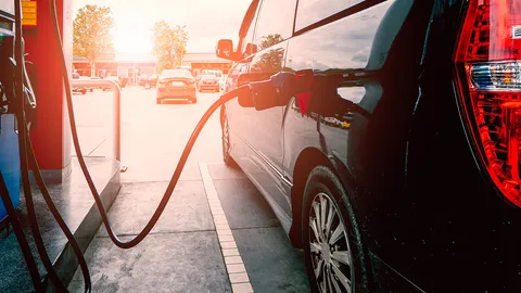 "ราคาน้ำมัน" ปรับทุกชนิด เบนซิน-แก๊สโซฮอล์ ขึ้น 50 สต. ดีเซล ขึ้น 30 สต.