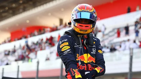 "อัลบอน" ปลดล็อก ก้าวแรกสู่แชมป์เอฟวัน