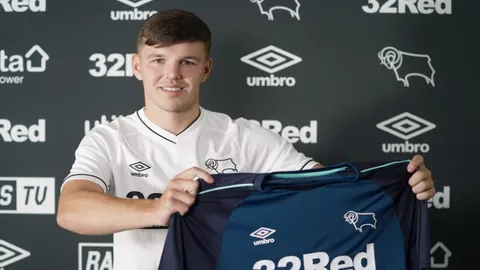 อดีตแข้งลิเวอร์พูล หวนค้าแข้งอังกฤษ หลังดิ้นหนีหงส์แล้วไปไม่รอด