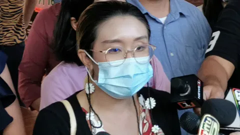 ผู้ปกครองนับร้อย บุกขอดูวงจรปิด ร.ร.สารสาสน์วิเทศฯ พบยังไม่ได้ติดตั้ง