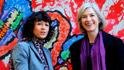 2 นักวิทย์หญิง ผู้พัฒนาวิธีตัดต่อ DNA คว้ารางวัลโนเบลสาขาเคมี