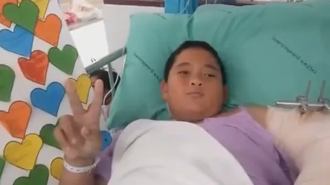 "น้องแมนยู" แผลไม่ติดเชื้อ ยิ้มอารมณ์ดีชู 2 นิ้ว ขอบคุณคนใจดีที่ช่วยเหลือ