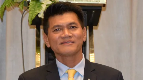 "สาธิต ปิตุเตชะ" เปิดงาน "The EnDay วันรวมพลคนรักษ์โลก" ที่สยามดิสคัฟเวอรี่