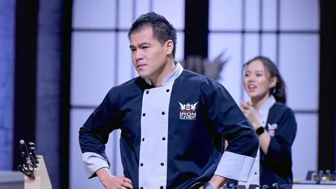 โค้งสุดท้าย “THE NEXT IRON CHEF” สู้กันไฟแลบ