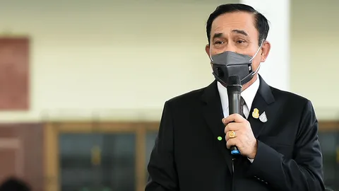 เปิดภารกิจ "นายกรัฐมนตรี" 14 ต.ค.63 ยังไม่มีกำหนดเข้าทำเนียบรัฐบาล