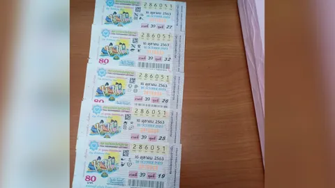 ฝนตกทุกวัน ทำผัวเมียขายหวยสุดเฮง ถูกเอง 10 ใบ รวยเละ 31 ล้าน