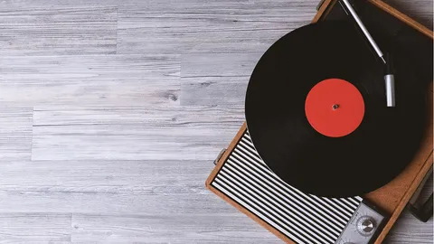 จาก “หยาดนํ้าฝนหยดนํ้าตา” ถึง “นํ้าตาฟ้า” ของ “สามโทน”