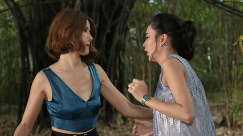 "น้ำหวาน" ระราน "เบนซ์" สาวๆ ยกพวกตบกันสนั่นคุ้มใน "ภูตรัตติกาล"