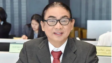 "ธัญวัจน์" ชวนดาราเป็นกระบอกเสียง แสดงจุดยืน สู้เพื่อความเปลี่ยนแปลง