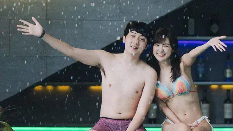 เบียร์ เดอะวอยซ์ ใส่บิกินีถ่ายภาพคู่หนุ่มหล่อ ชาวเน็ตแซวเปิดตัวแฟนใหม่