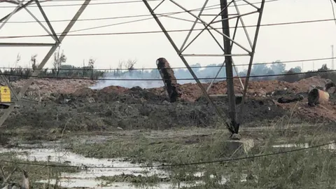 สภาวิศวกร ตรวจจุดท่อปตท.ระเบิด คาดมี "รูรั่ว" ก๊าซพุ่งไปเจอไฟฟ้าแรงสูง 