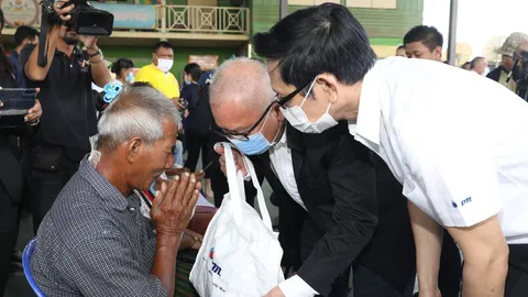 "สุพัฒนพงษ์" ร่วม ปตท. ลงเยี่ยม เร่งช่วย ผู้ได้รับผลกระทบท่อก๊าซรั่ว 