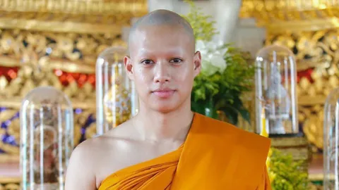 ปอ อรรณพ ถือฤกษ์ดีเข้าพิธีอุปสมบท ได้ฉายา เขมสุทธิโก