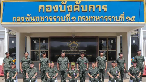 "บิ๊กบี้" ลงใต้เยี่ยมหน่วยฝึกทหารใหม่ ร.15 พัน 1 ก่อนนั่งคุยแบบกันเอง