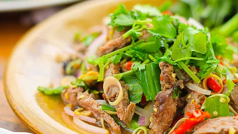 กินอะไรดี! 15 เมนูอาหารตามสั่งไม่จำเจ สั่งง่ายได้ไว