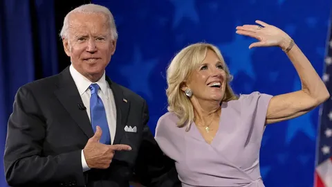 สตรีหมายเลขหนึ่งคนใหม่มะกัน ไม่ใช่ครูไหวใจร้าย แต่อบอุ่นพึ่งพาได้