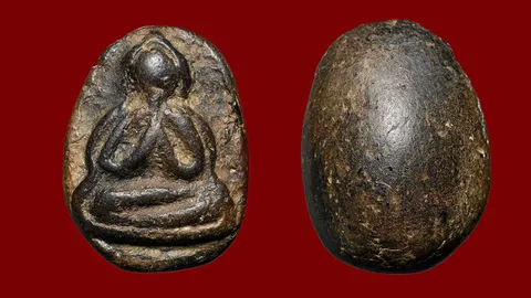 พระปิดตา พิมพ์เศียรปลาไหล เนื้อผงคลุกรัก หลวงปู่จีน วัดท่าลาดเหนือ