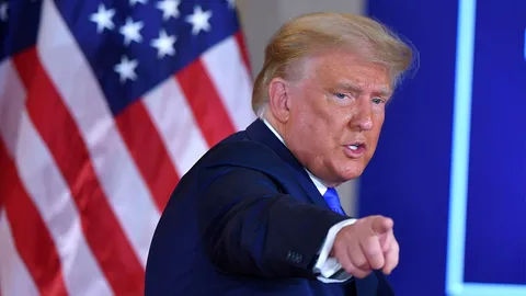 ทรัมป์ไล่ ผู้อำนวยการความมั่นคงไซเบอร์ เหตุไม่พบโกง