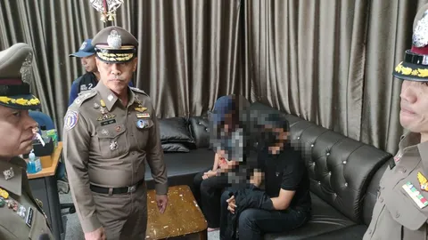 ปคม.บุกทลายร้านนวด ลอบค้ากามสาว 15 จับทั้งเจ้าของ ลูกค้า รวม 13 ราย