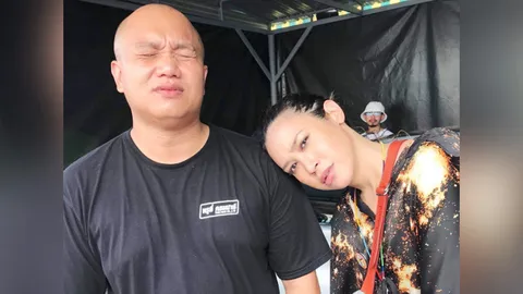 "เฮียบุ๊ง" ไม่ขอแจงเงินบริจาคใช้ในม็อบ เตรียมลดบทบาท "ทีมเสกของ"