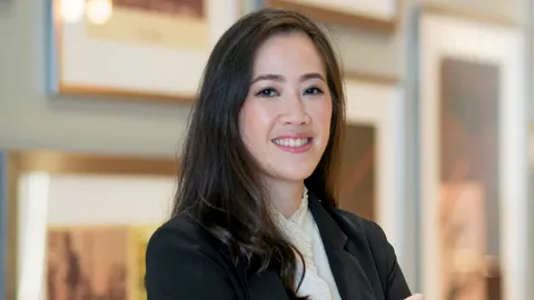 "รวิศรา จิราธิวัฒน์" นำไอเท็มชิ้นเด็ดมาเอาใจแฟชั่น