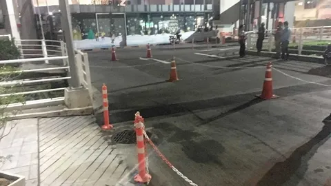 นักศึกษาหนุ่มโพสต์ไม่อยากอยู่แล้ว โดดห้างฆ่าตัวตาย