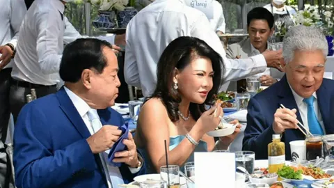 “อร่อยเริ่ด”