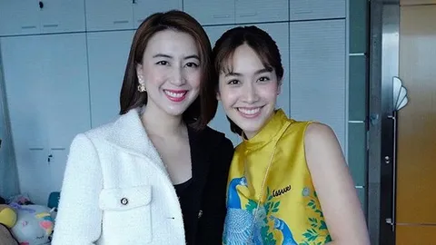 เผยภาพ มิน พีชญา แชะรูปคู่ผู้บริหารช่อง 3 แฟนๆ แห่ลุ้นร่วมงานพระเอกดัง